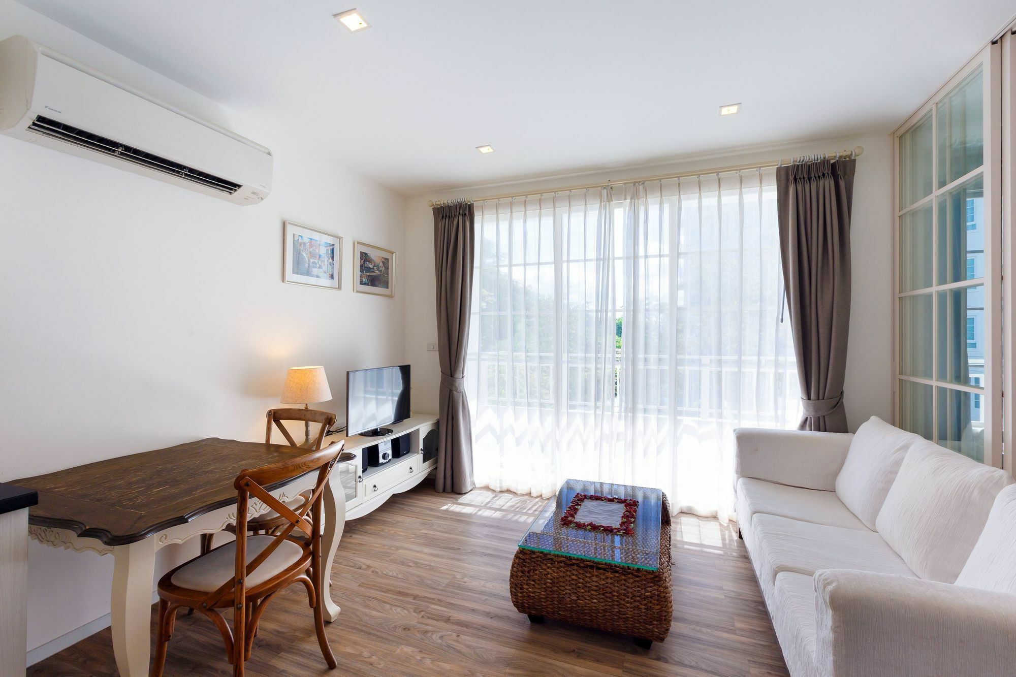 Summer Huahin Condominium Exteriör bild